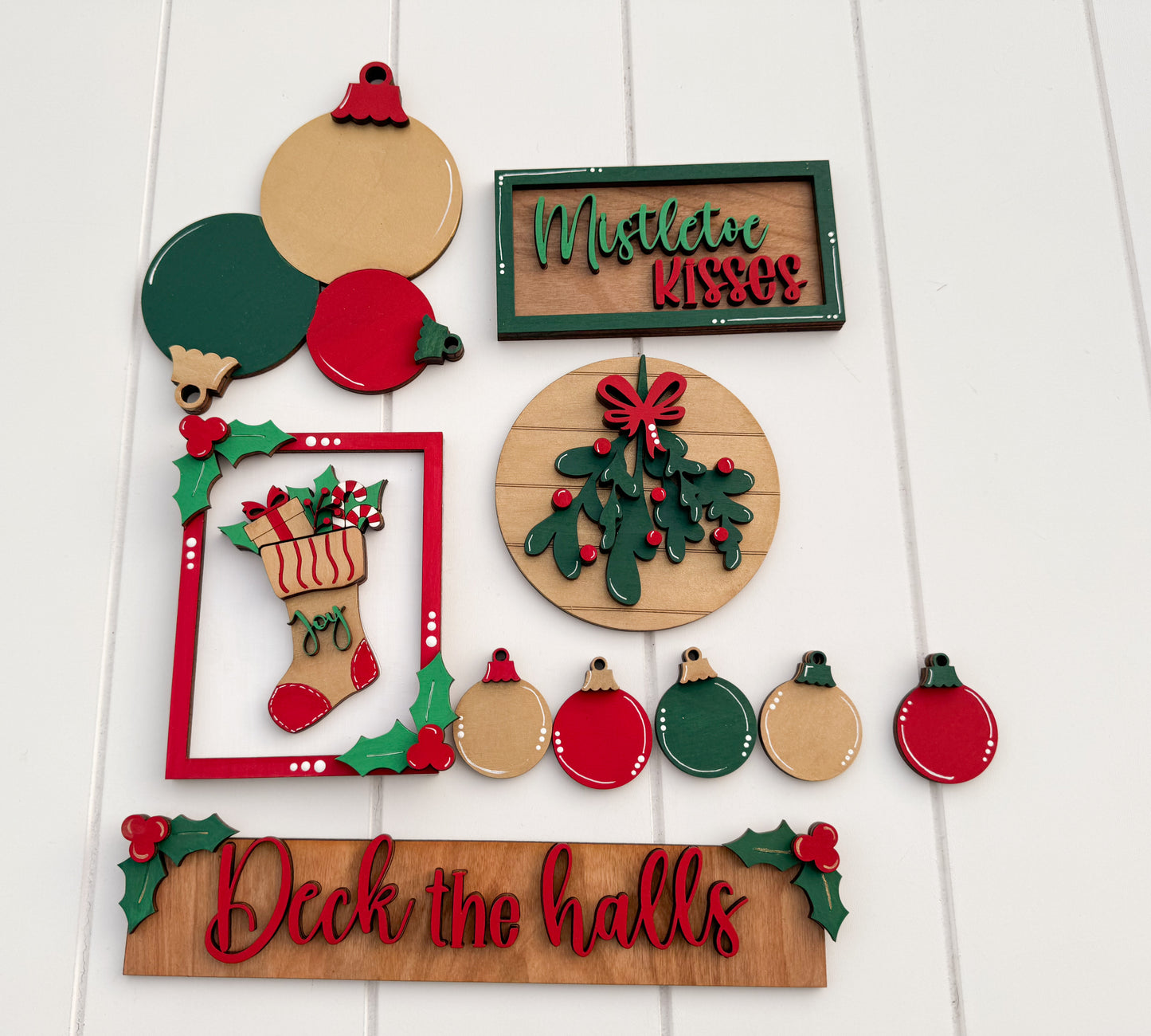 Mistletoe Tiered Tray Kit