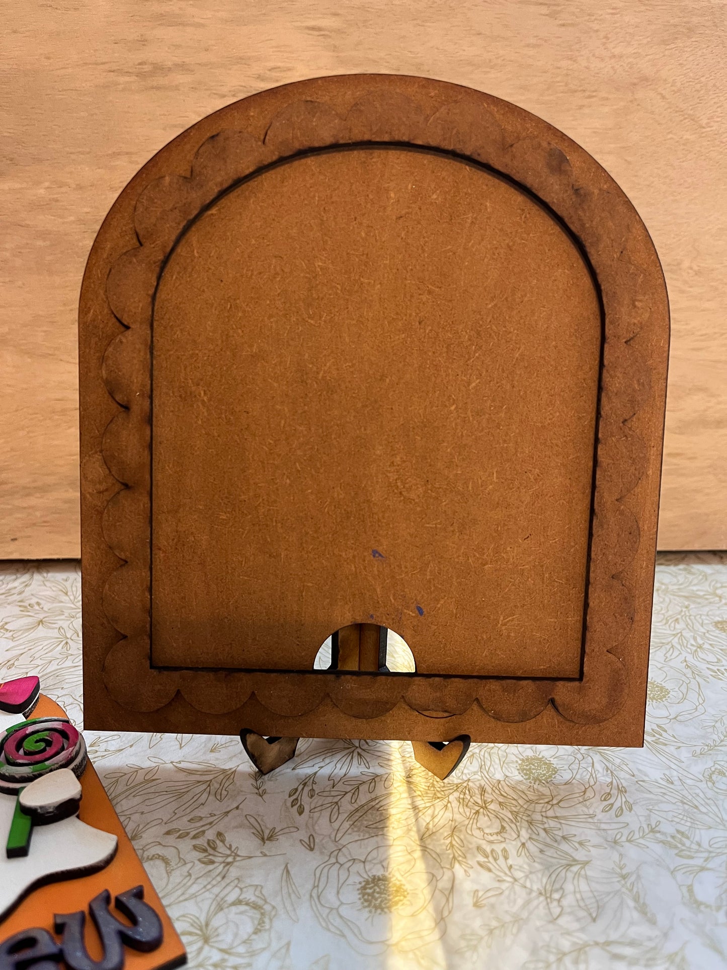 **NEW** Interchangeable Arch Frame w/Scallop edge